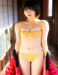 在厨房挺进美妇雪臀电影
